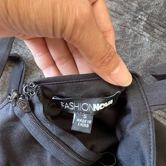 Romper - Picture 2 of 2